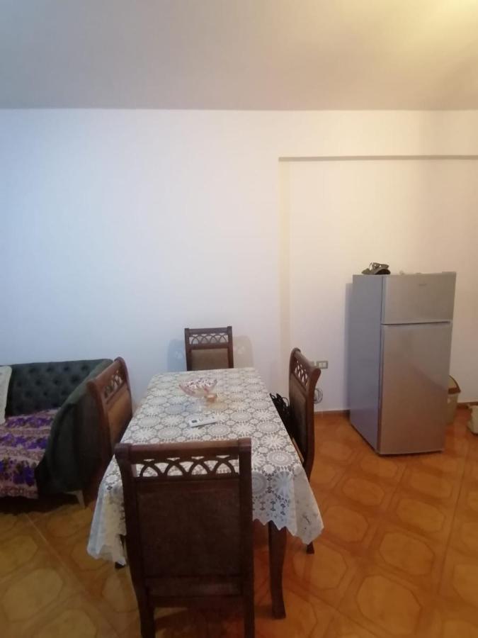 Appartamento Incantevole Con Posto Auto Privato Vlorë 外观 照片